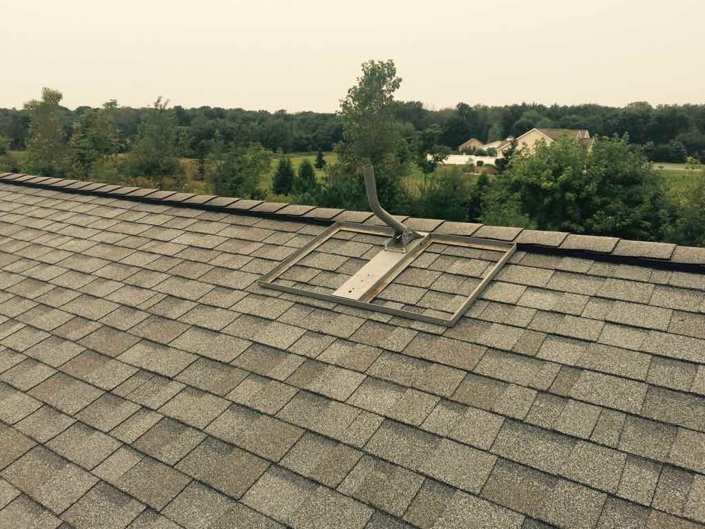 Mw Ptray Non Penetrating Roof Peak Tray